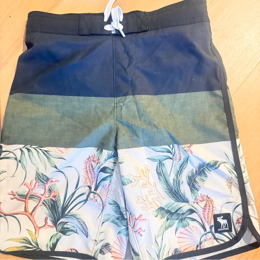 Abercrombie Kids shorts
